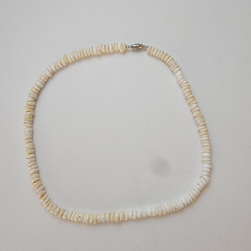 White Heishi Bead Vintage Necklace with Natural Shell Beads Silver Clasp 18 Inch